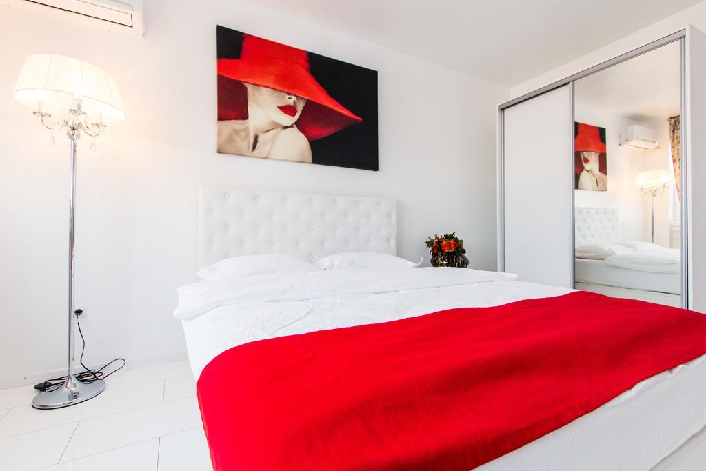 Belvedere Danubius Apartment กาลาจิ ภายนอก รูปภาพ